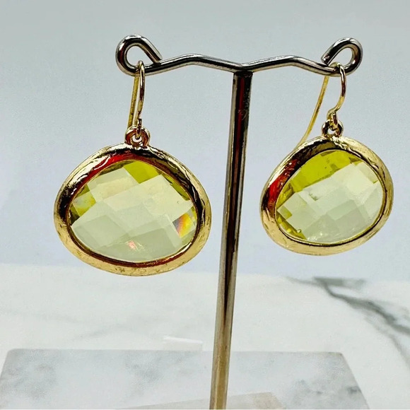 Lot of 3 New Pierced Earrings Ralph Lauren Pearl Drop Francescas The Lim… - Picture 8 of 14